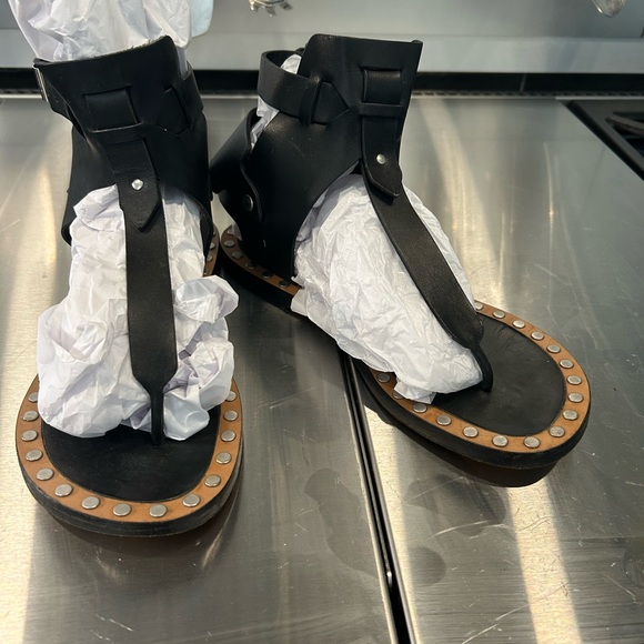Isabel Marant Black Leather Studded Gladiator Sandals - Picture 3 of 6